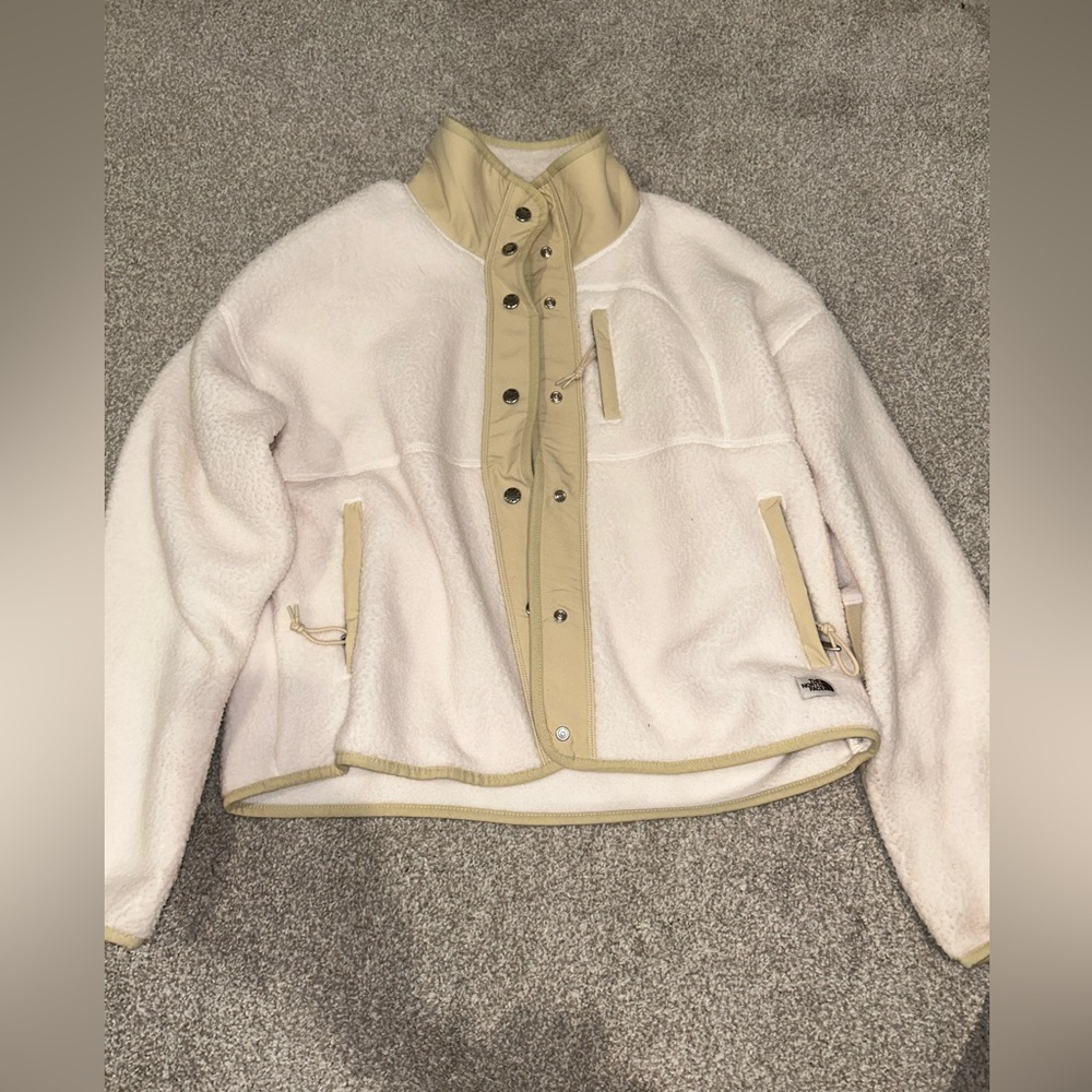 North face jacket size S
